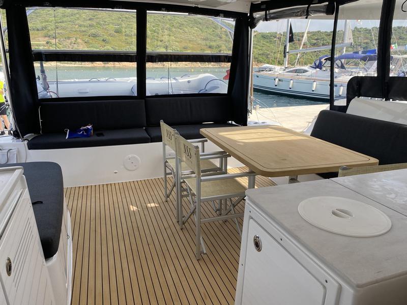 Book yachts online - catamaran - Lagoon 46 - Archè II - rent