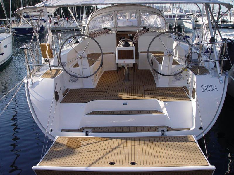 Book yachts online - sailboat - Bavaria Cruiser 46 - Sadira - rent