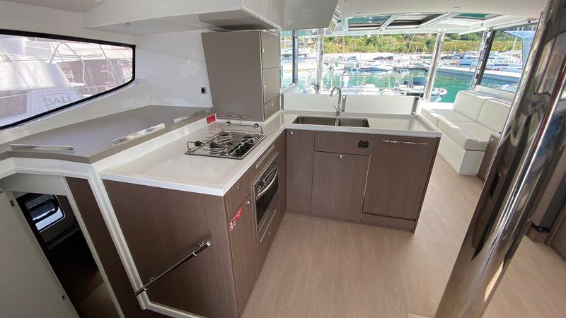 Book yachts online - catamaran - Bali 4.8 Anna - Anna - rent