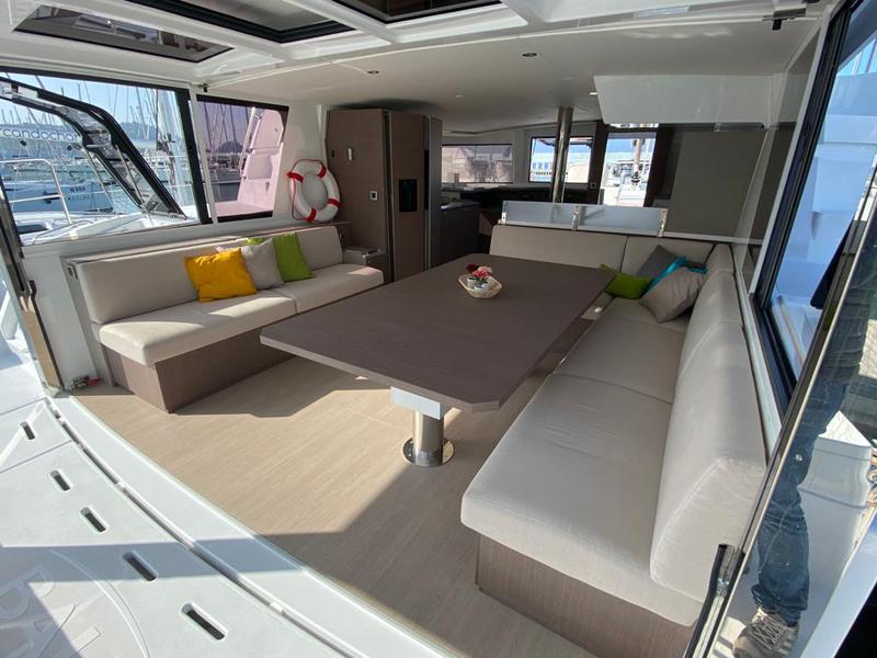 Book yachts online - catamaran - Bali 4.8 Terra - Terra - rent