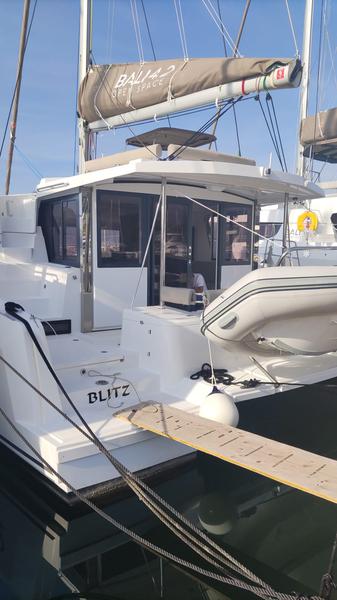 Book yachts online - catamaran - Bali 4.2 - Blitz - rent