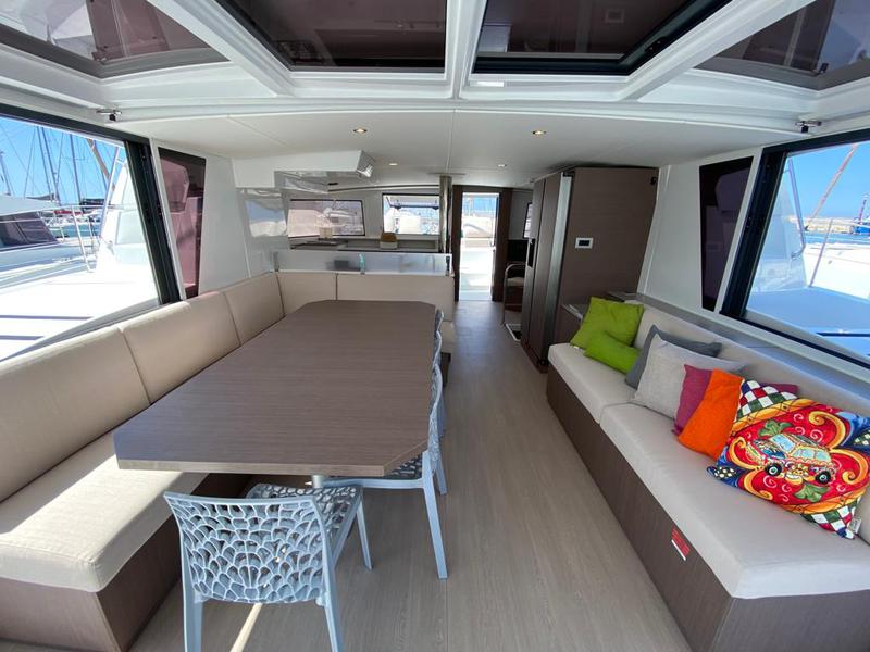 Book yachts online - catamaran - Bali 4.6 Salerno - Divi - rent