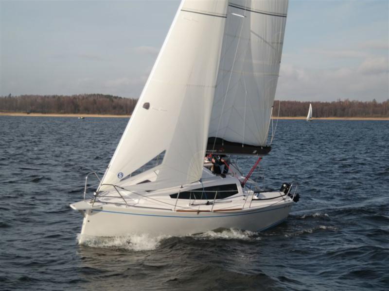 Book yachts online - sailboat - Maxus evo 24 Standard - MONSOON - rent