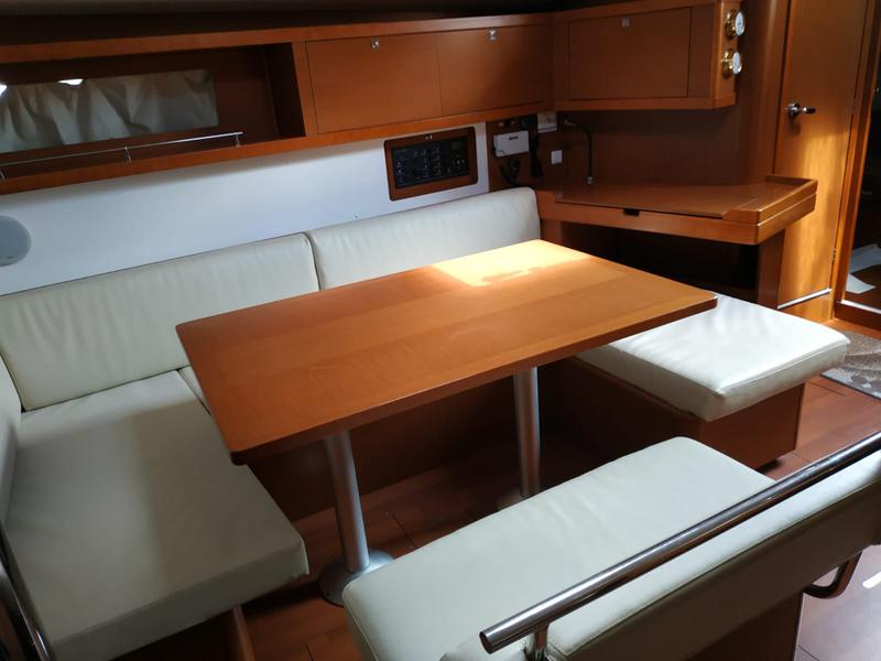 Book yachts online - sailboat - Oceanis 45 - Aleph - rent