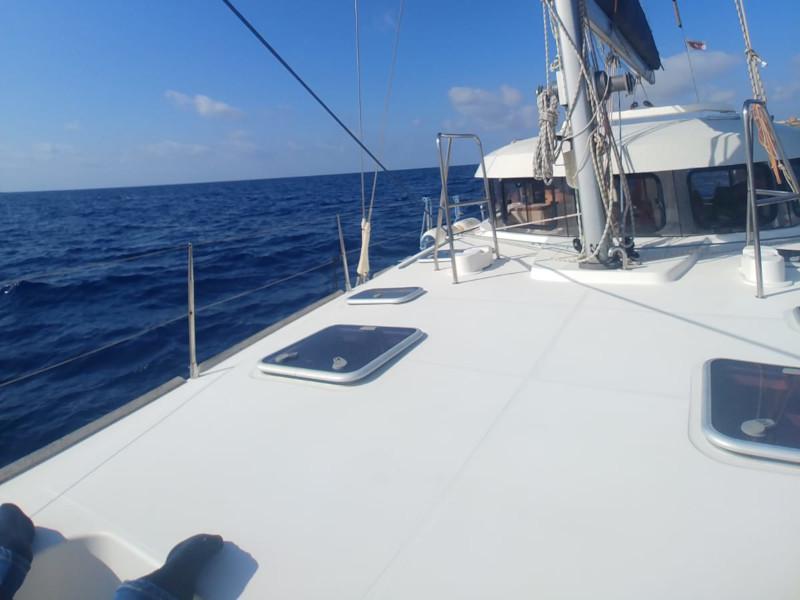 Book yachts online - sailboat - Atoll 6 - ISLAND GIRL - rent