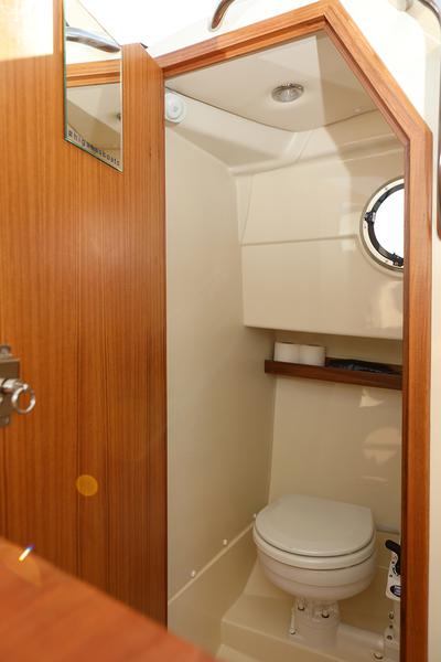 Book yachts online - motorboat - Leidi 660 - H3 - rent