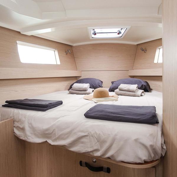 Book yachts online - sailboat - Oceanis 41.1 - Free - rent