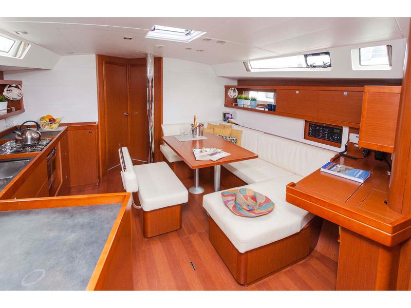 Book yachts online - sailboat - Oceanis 45 - Prodigy - rent