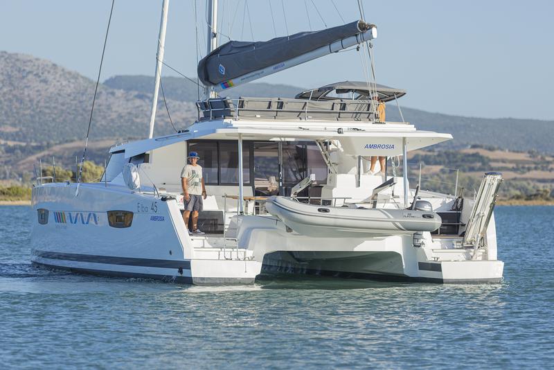 Book yachts online - catamaran - Elba 45 - Ambrosia - rent