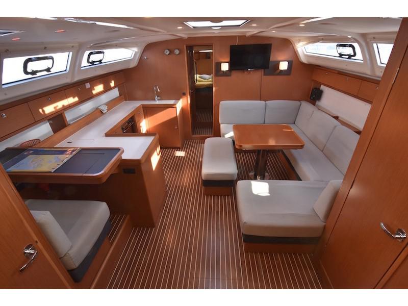 Book yachts online - sailboat - Bavaria Cruiser 51 - TRAMUNTANA - rent