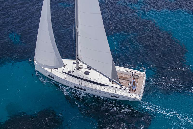 Book yachts online - sailboat - Bavaria C45 Style - SUNNY - rent