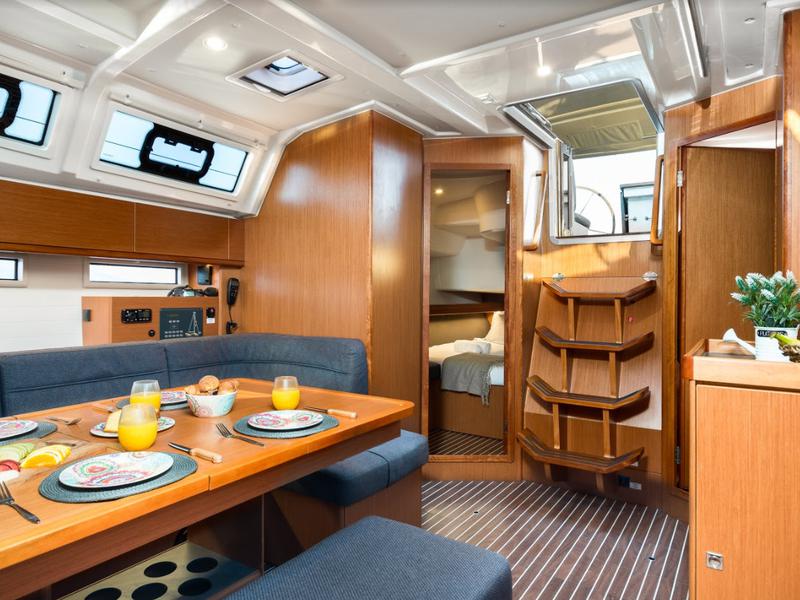 Book yachts online - sailboat - Bavaria Cruiser 46 - Dolce Vita - rent