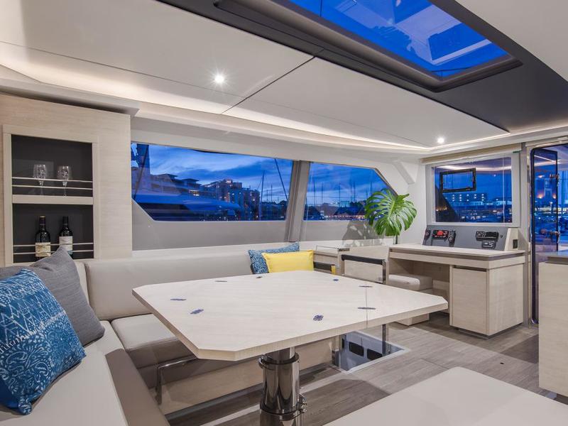 Book yachts online - catamaran - Moorings 5000-5 - Moorings 5000-5 (2022) - rent