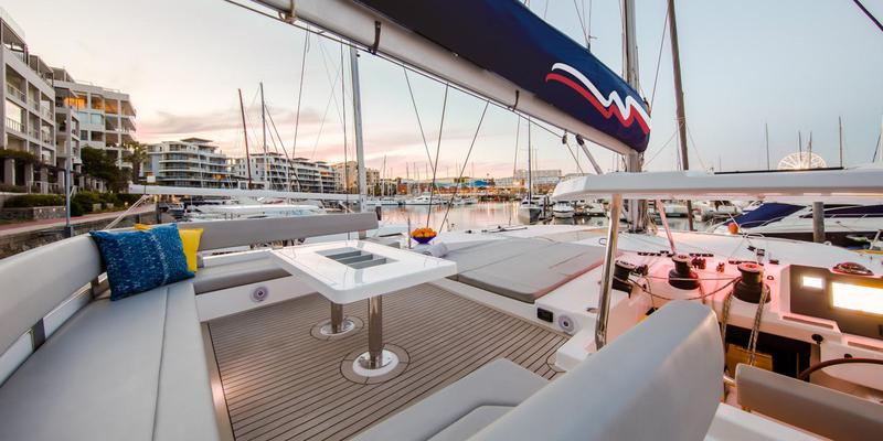Book yachts online - catamaran - Moorings 5000-5 - Moorings 5000-5 (2022) - rent