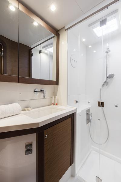 Book yachts online - catamaran - Lagoon 450  Flybridge - Myrto | A/C, Gen, Watermaker, 12 pax - rent