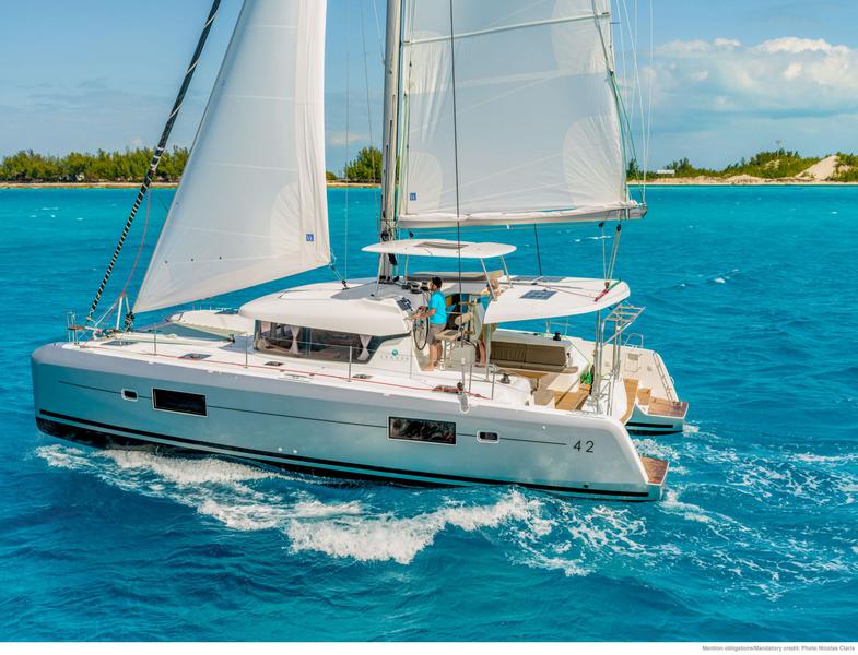 Book yachts online - catamaran - Lagoon 42 - Utopia | A/C, Gen, Watermaker, 12 pax - rent