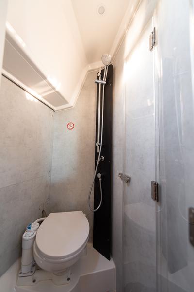 Book yachts online - sailboat - Bavaria C42 - Karpouzi | A/C, Bow Thruster, Full teak deck - rent