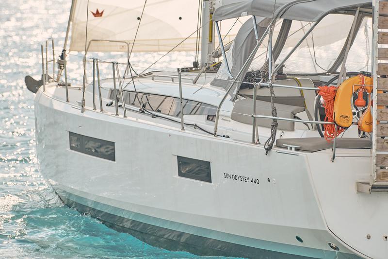 Book yachts online - sailboat - Sun Odyssey 440 - Nymeria | Water-maker, Solar Panel, Teak Cockpit - rent