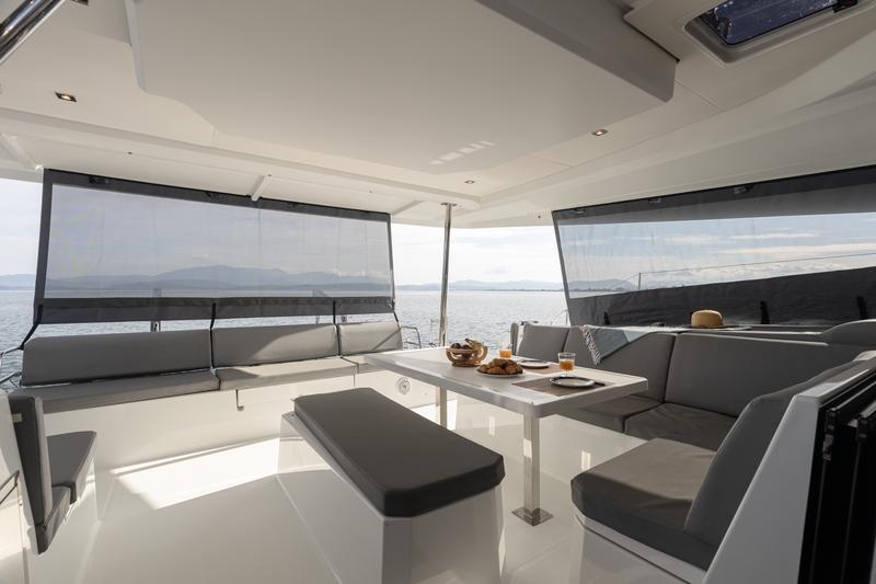Book yachts online - catamaran - Elba 45 - Vienna Pearl | A/C, Gen, Water-maker, 12 pax - rent