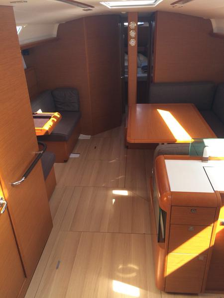 Book yachts online - sailboat - Sun Odyssey 449 - Luna  - rent