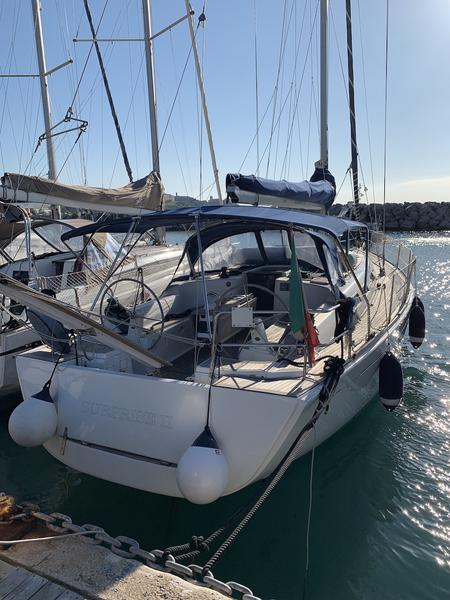 Book yachts online - sailboat - Dufour 425 - Surprise - rent