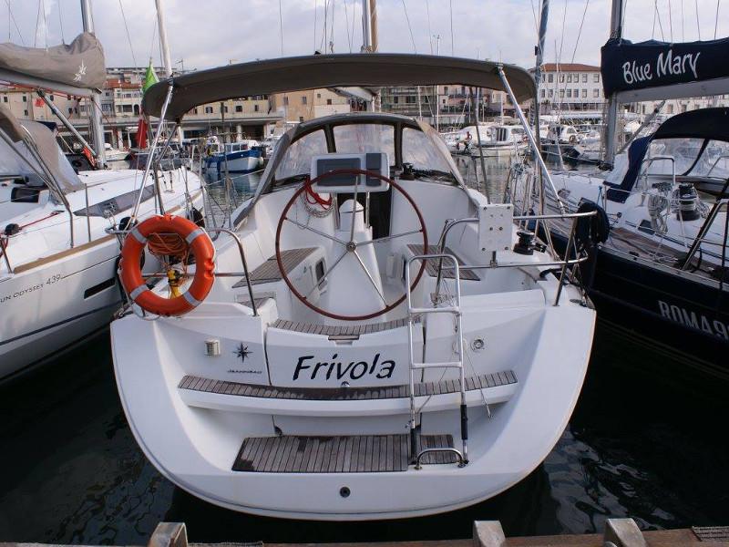 Book yachts online - sailboat - Sun Odyssey 36i - Frivola - rent