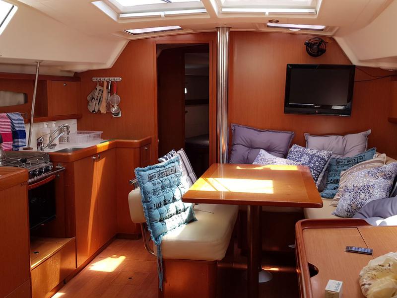 Book yachts online - sailboat - Oceanis 46 - O46-09 - rent