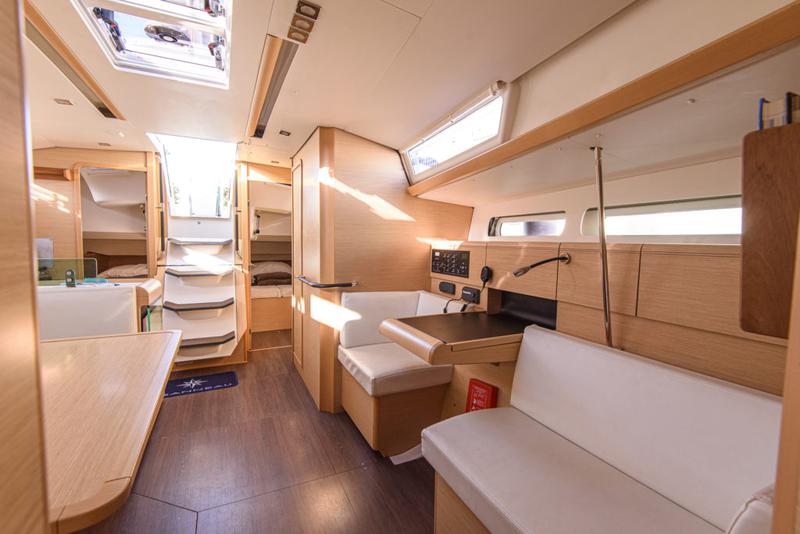 Book yachts online - sailboat - Sun Odyssey 449 - Birbona - rent