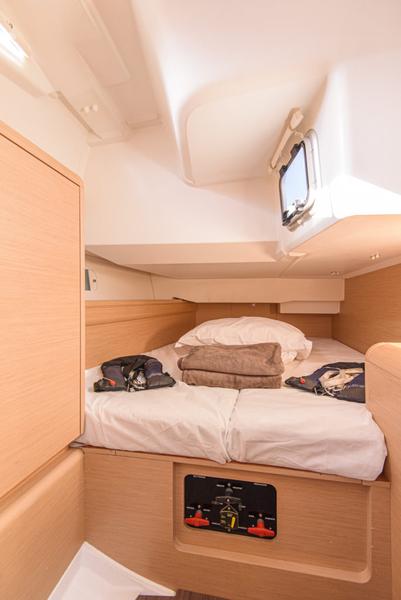 Book yachts online - sailboat - Sun Odyssey 449 - Birbona - rent