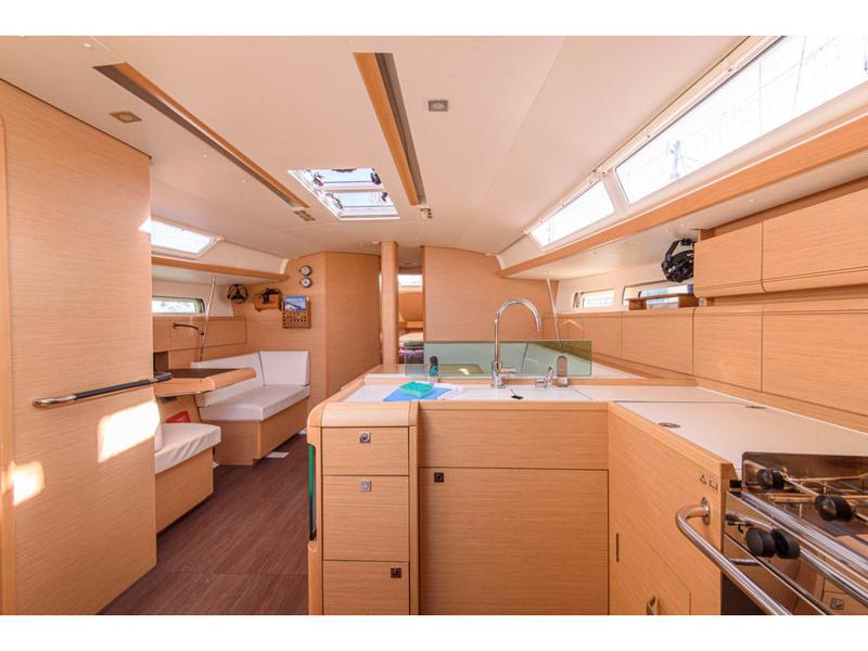 Book yachts online - sailboat - Sun Odyssey 449 - Birbona - rent