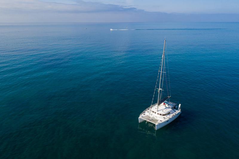 Book yachts online - catamaran - Lagoon 440 - Enjala - rent