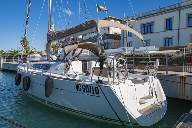 Book yachts online - sailboat - Sun Odyssey 33i - Ribellina - rent