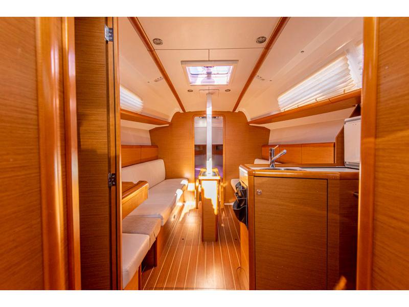 Book yachts online - sailboat - Sun Odyssey 33i - Ribellina - rent