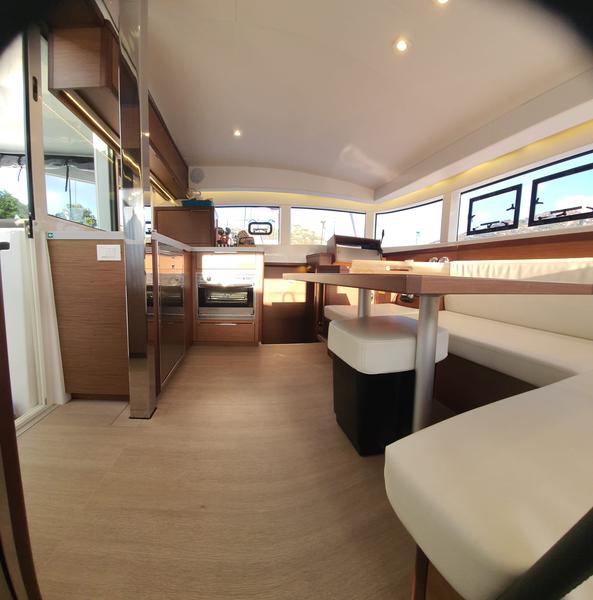 Book yachts online - catamaran - Lagoon 40 - Guantanamera - rent