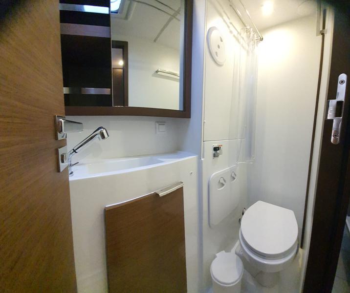 Book yachts online - catamaran - Lagoon 40 - Guantanamera - rent