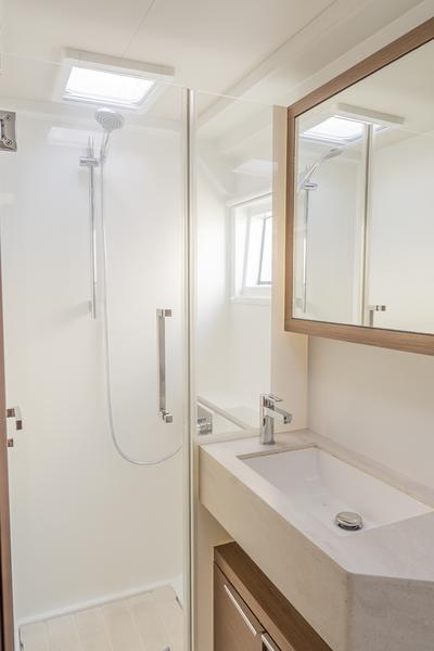 Book yachts online - catamaran - Lagoon 50 (6 cabs) -  Skippered - PELAGIC CAT - rent