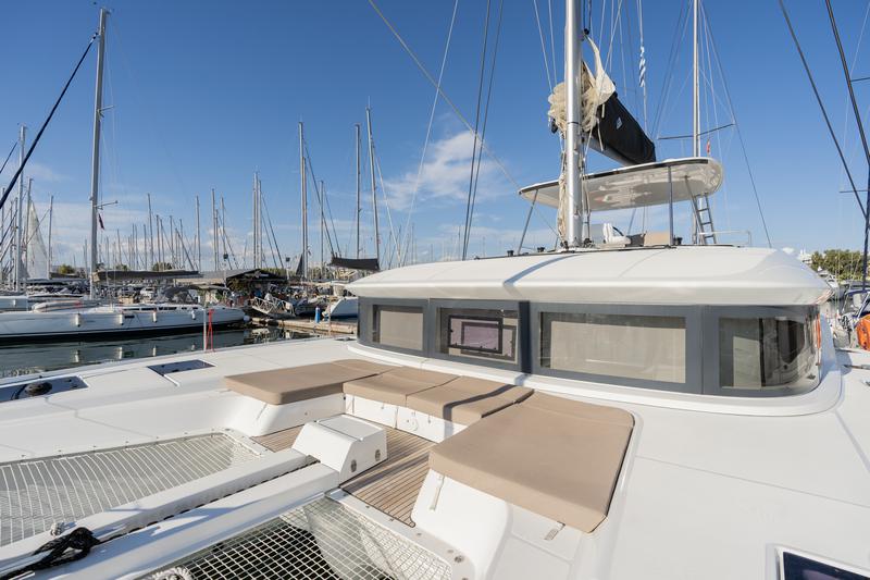 Book yachts online - catamaran - Lagoon 50 (6 cabs) -  Skippered - PELAGIC CAT - rent