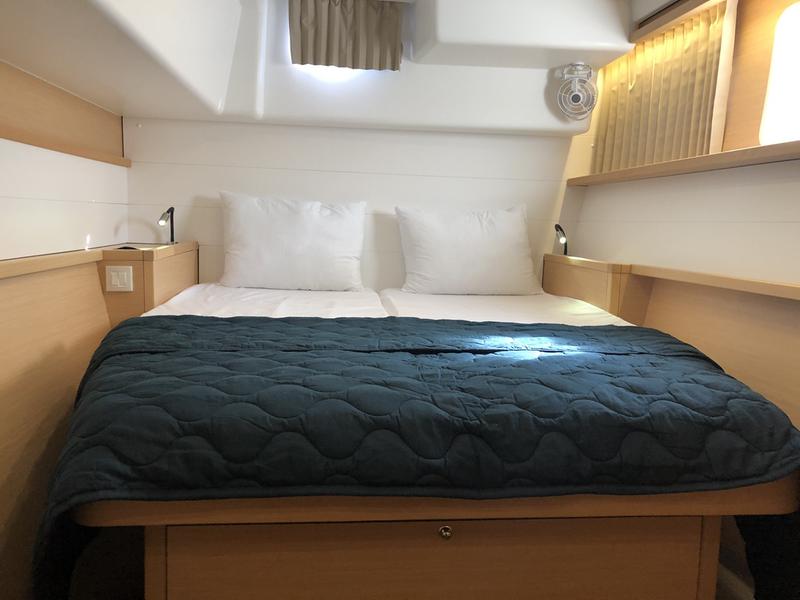 Book yachts online - catamaran - Lagoon 450F - ARISTOFANIS - rent