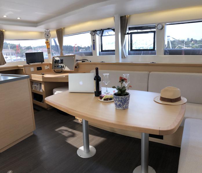 Book yachts online - catamaran - Lagoon 450F - ARISTOFANIS - rent