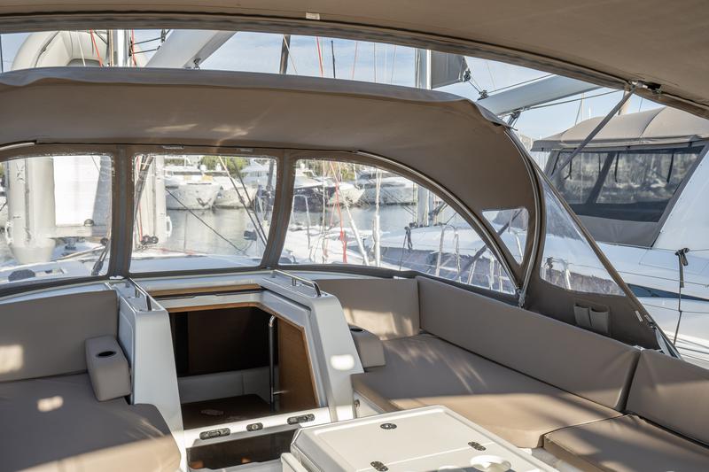 Book yachts online - sailboat - Jeanneau 54 - OUR LADY - rent