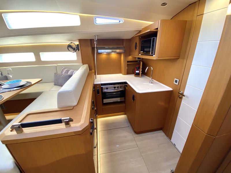 Book yachts online - sailboat - Jeanneau 60 - EUPHORIA - rent