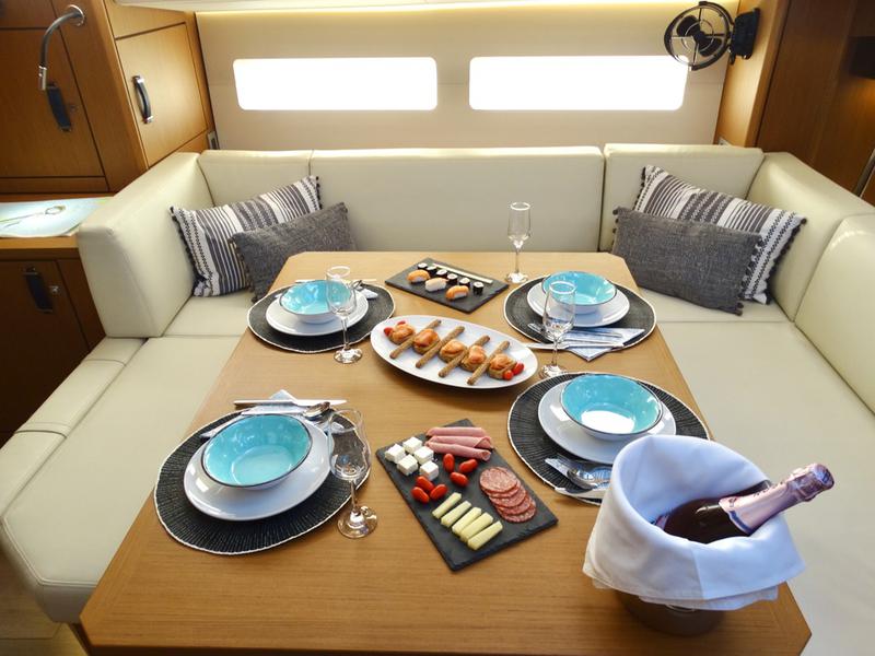 Book yachts online - sailboat - Jeanneau 60 - EUPHORIA - rent