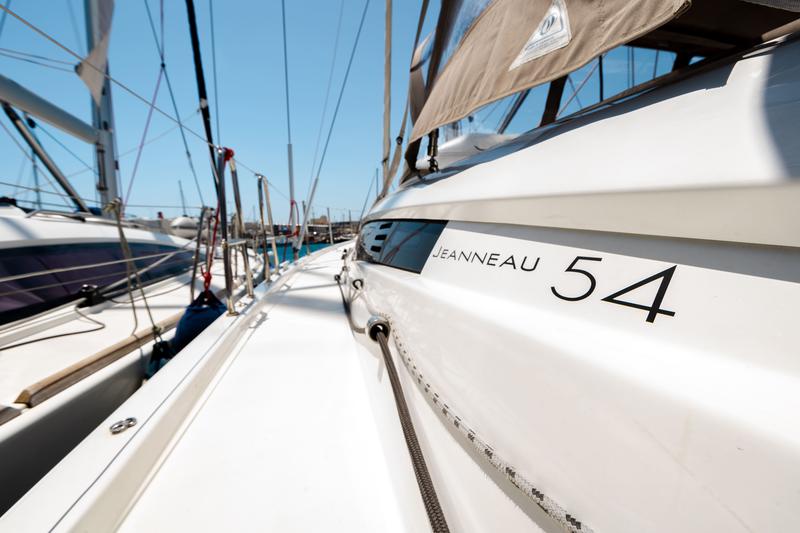 Book yachts online - sailboat - Jeanneau 54 - PANAYIOTIS K - rent