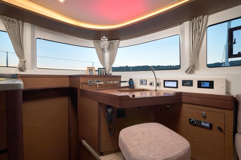 Book yachts online - catamaran - Lagoon 46 - Constellation  - rent