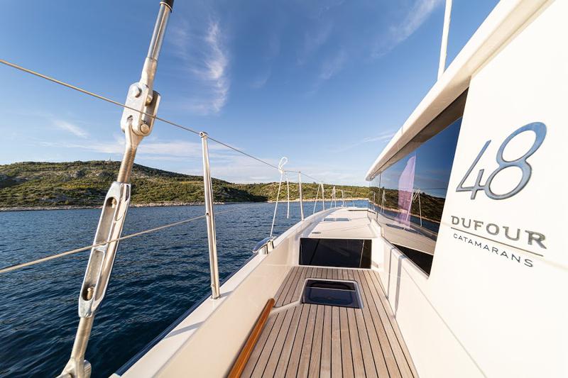 Book yachts online - catamaran - Dufour 48 Catamaran - VAR - rent