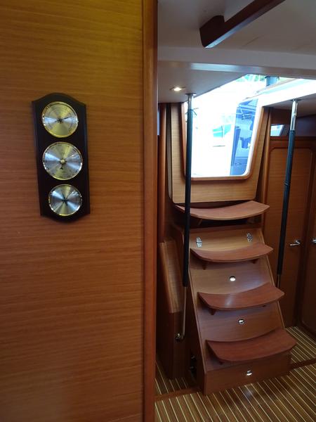 Book yachts online - sailboat - Dufour 520 GL - NOTUS - rent