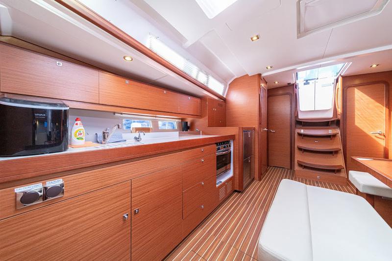 Book yachts online - sailboat - Dufour 460 Grand Large - FIVEK - rent