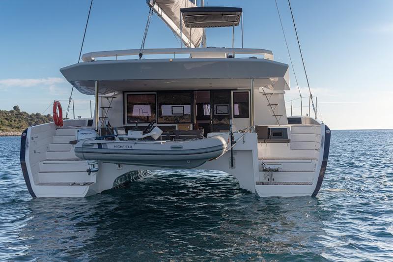 Book yachts online - catamaran - Dufour 48 Catamaran - PAX - rent