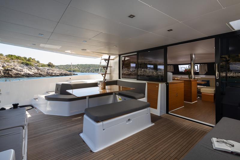 Book yachts online - catamaran - Dufour 48 Catamaran - PAX - rent