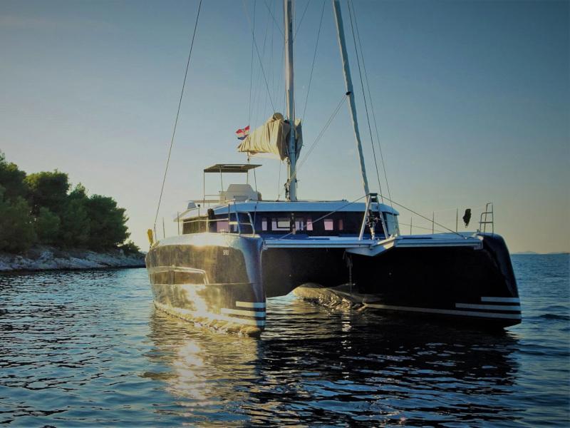 Book yachts online - catamaran - Dufour 48 Catamaran - YAM - rent